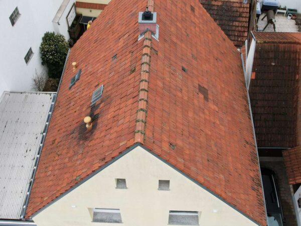 Steildachsanierung mit PV-Anlage in Bodenheim